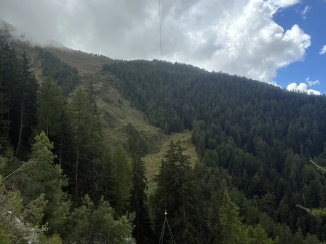 Passerelle Des Dzoras 2 Septembre 2025 14 Rotated